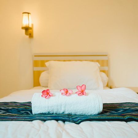 Zamzam Anjani Villa Lombok Praya Ngoại thất bức ảnh