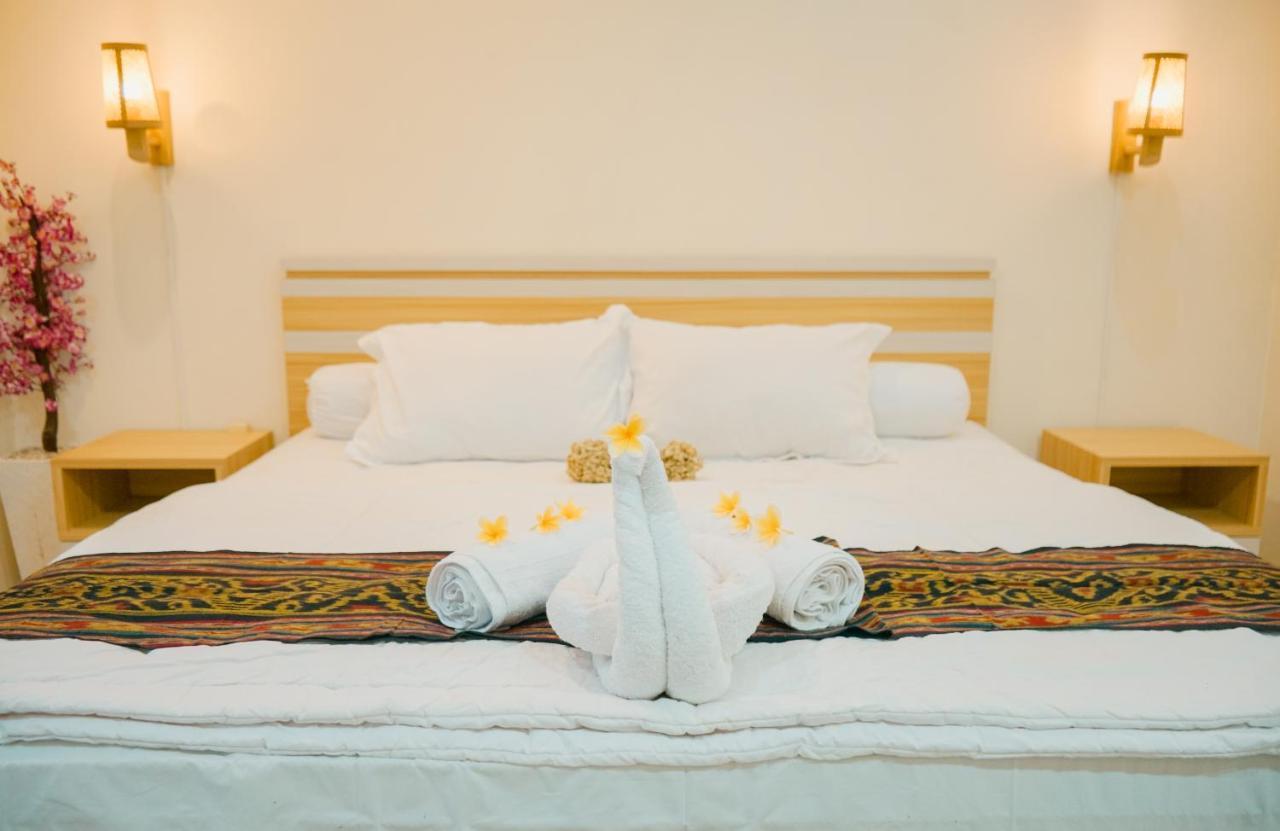 Zamzam Anjani Villa Lombok Praya Ngoại thất bức ảnh