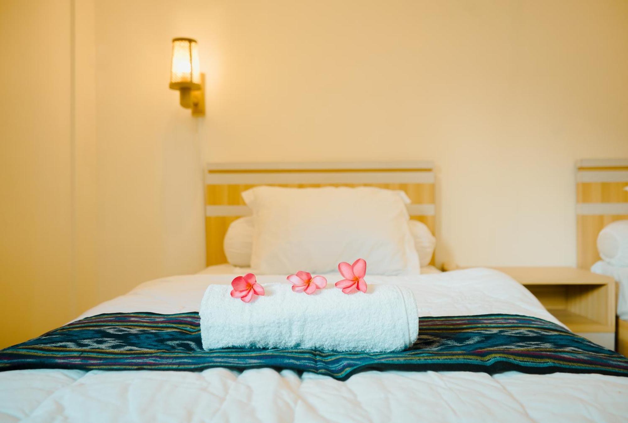 Zamzam Anjani Villa Lombok Praya Ngoại thất bức ảnh
